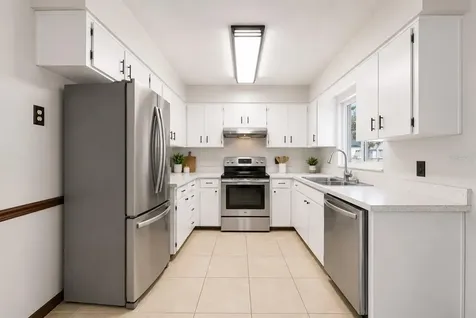 915 E Michigan Avenue Deland FL 32724