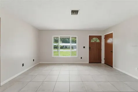 915 E Michigan Avenue Deland FL 32724