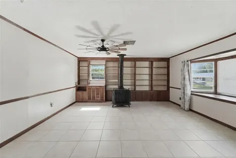 915 E Michigan Avenue Deland FL 32724