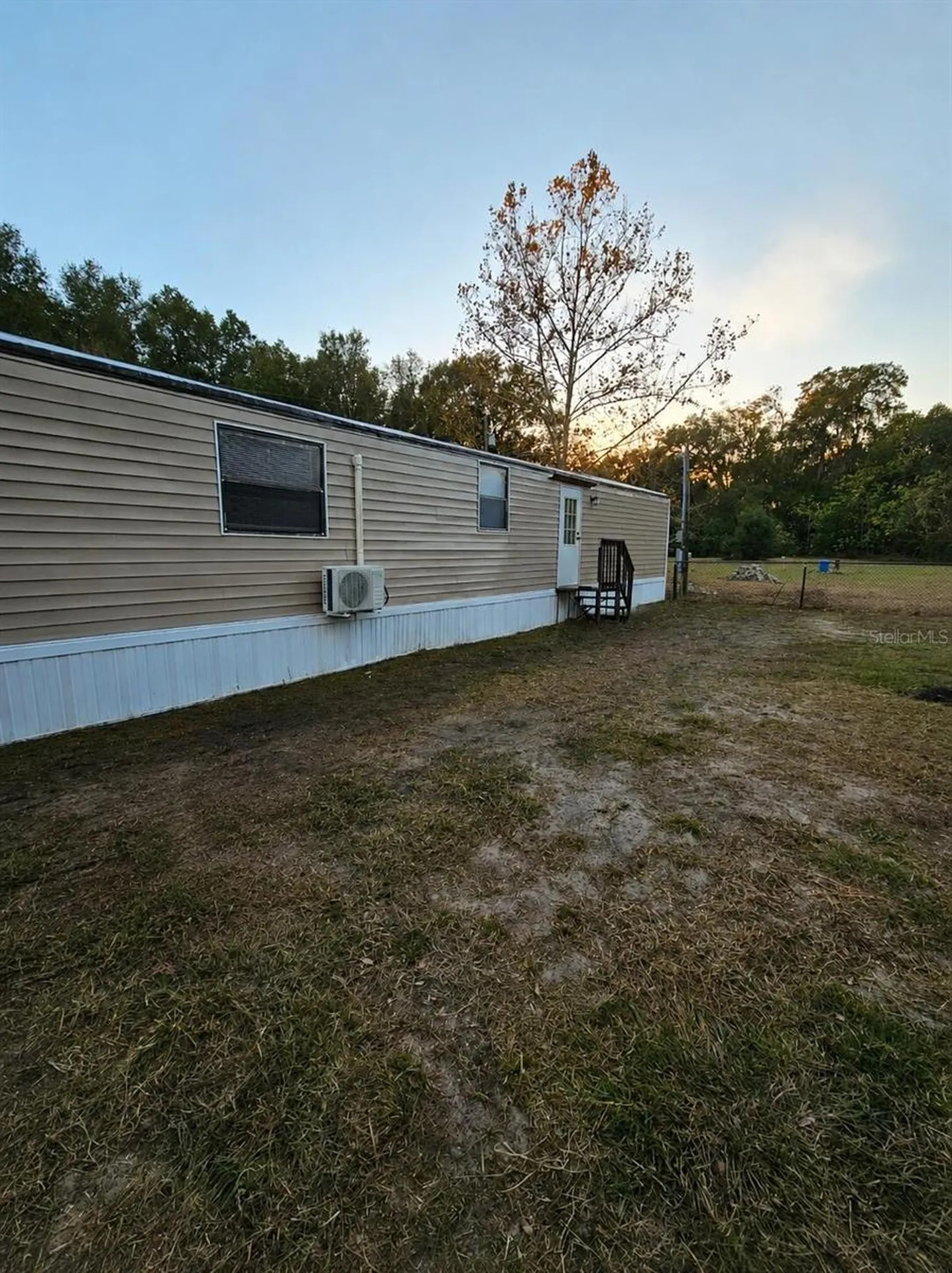13585 SE 119th Street Ocklawaha FL 32179