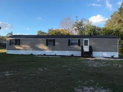 13585 SE 119th Street Ocklawaha FL 32179
