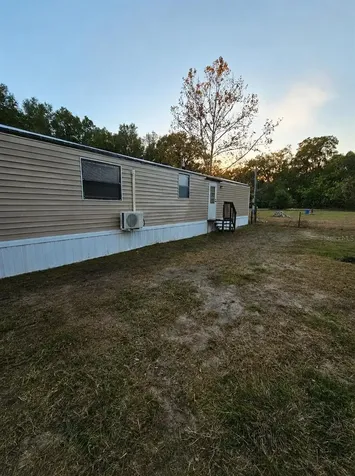 13585 SE 119th Street Ocklawaha FL 32179