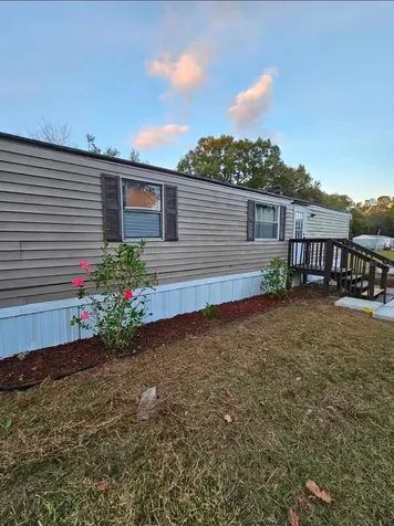 13585 SE 119th Street Ocklawaha FL 32179
