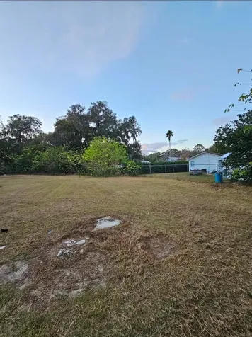 13585 SE 119th Street Ocklawaha FL 32179