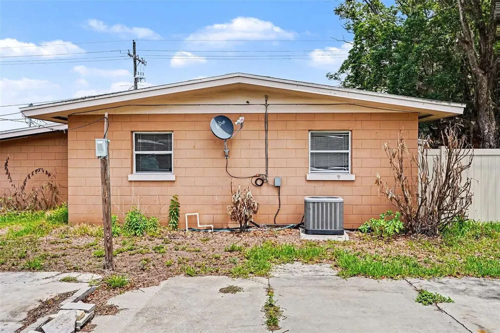 520 S Orange Avenue Fort Meade FL 33841
