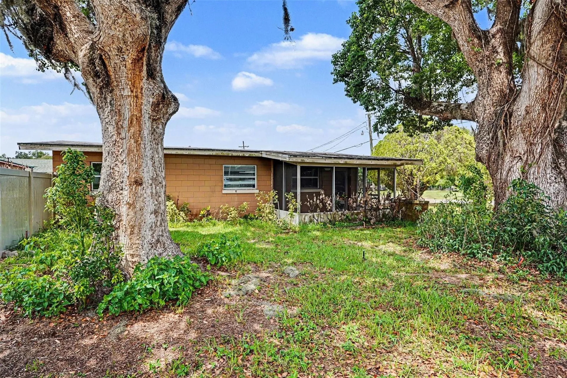 520 S Orange Avenue Fort Meade FL 33841