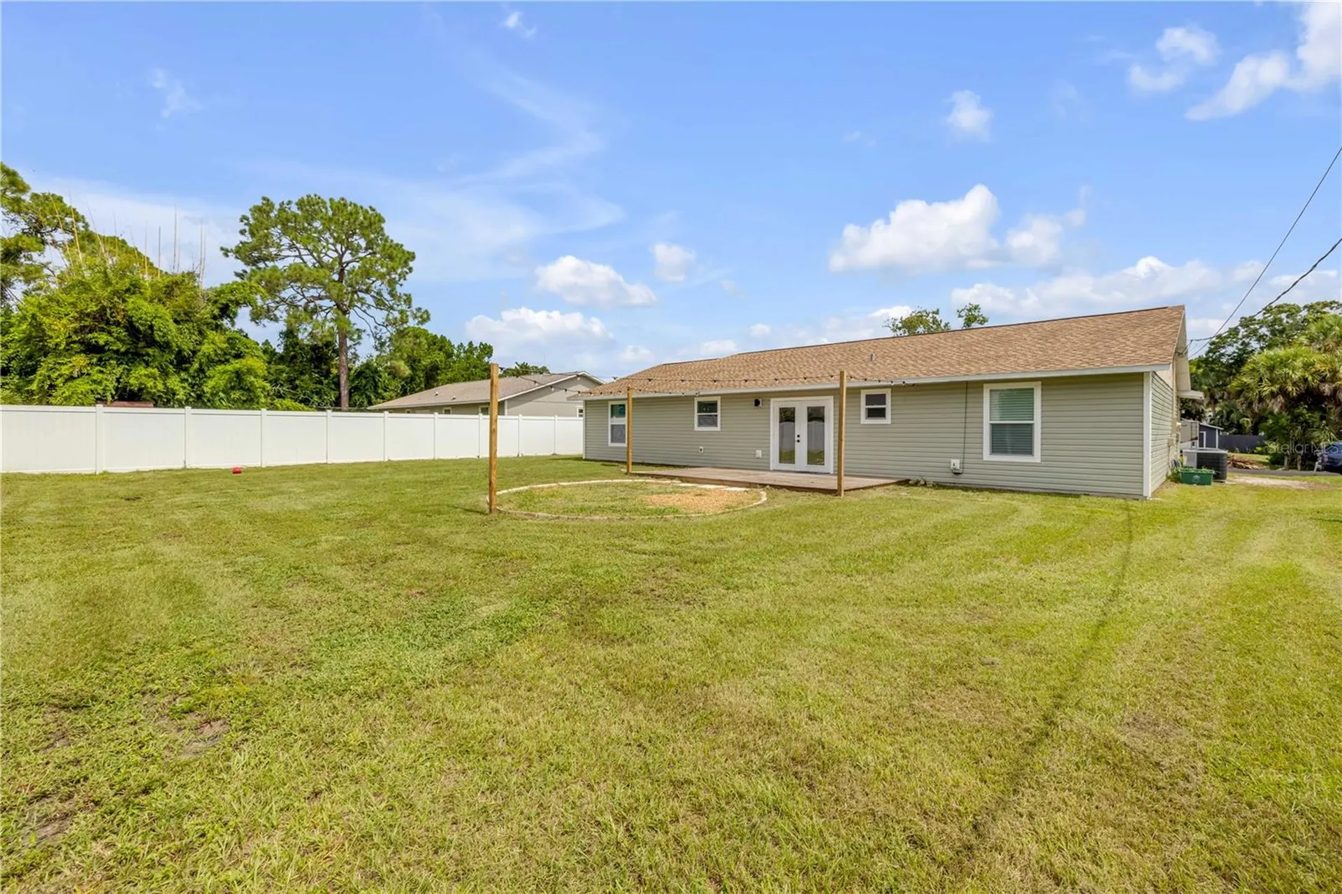 2726 Evergreen Drive Edgewater FL 32141