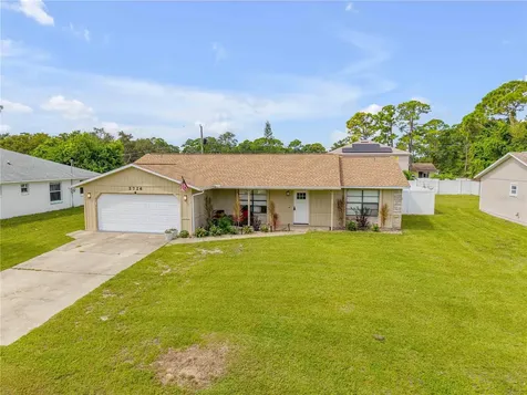2726 Evergreen Drive Edgewater FL 32141