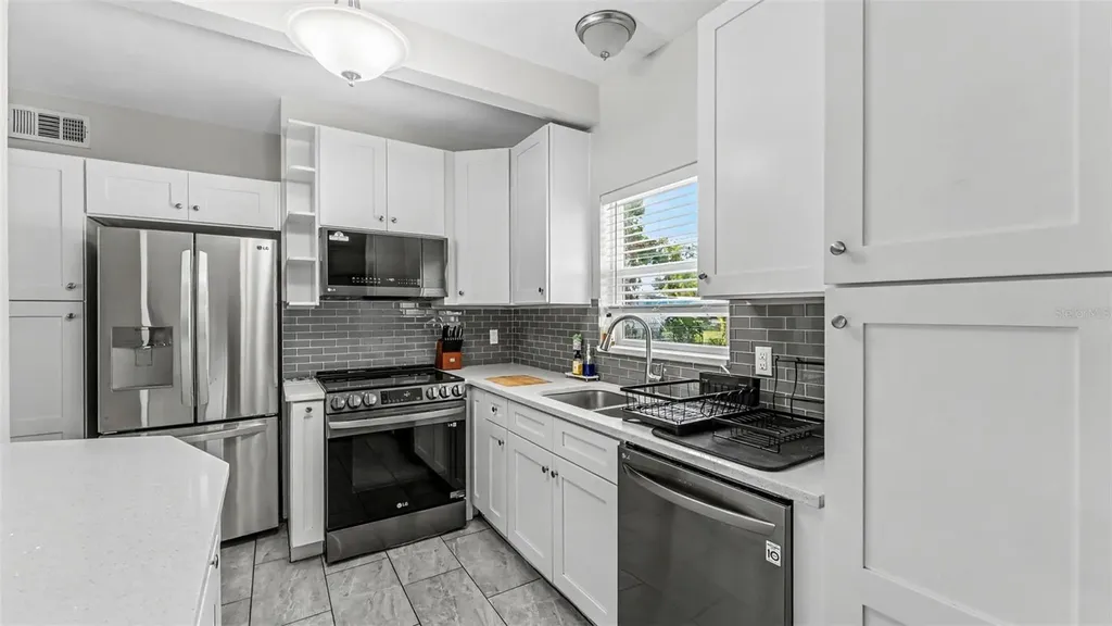 2270 S Crystal Lake Drive Lakeland FL 33801