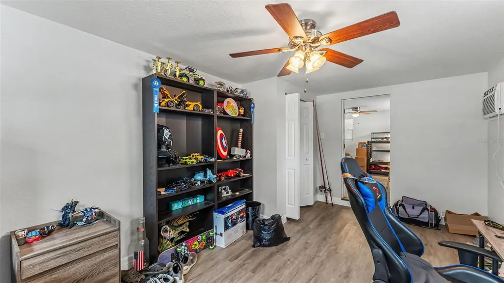 2270 S Crystal Lake Drive Lakeland FL 33801