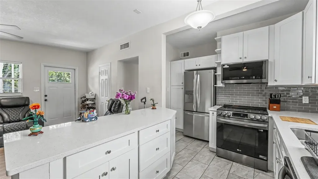 2270 S Crystal Lake Drive Lakeland FL 33801