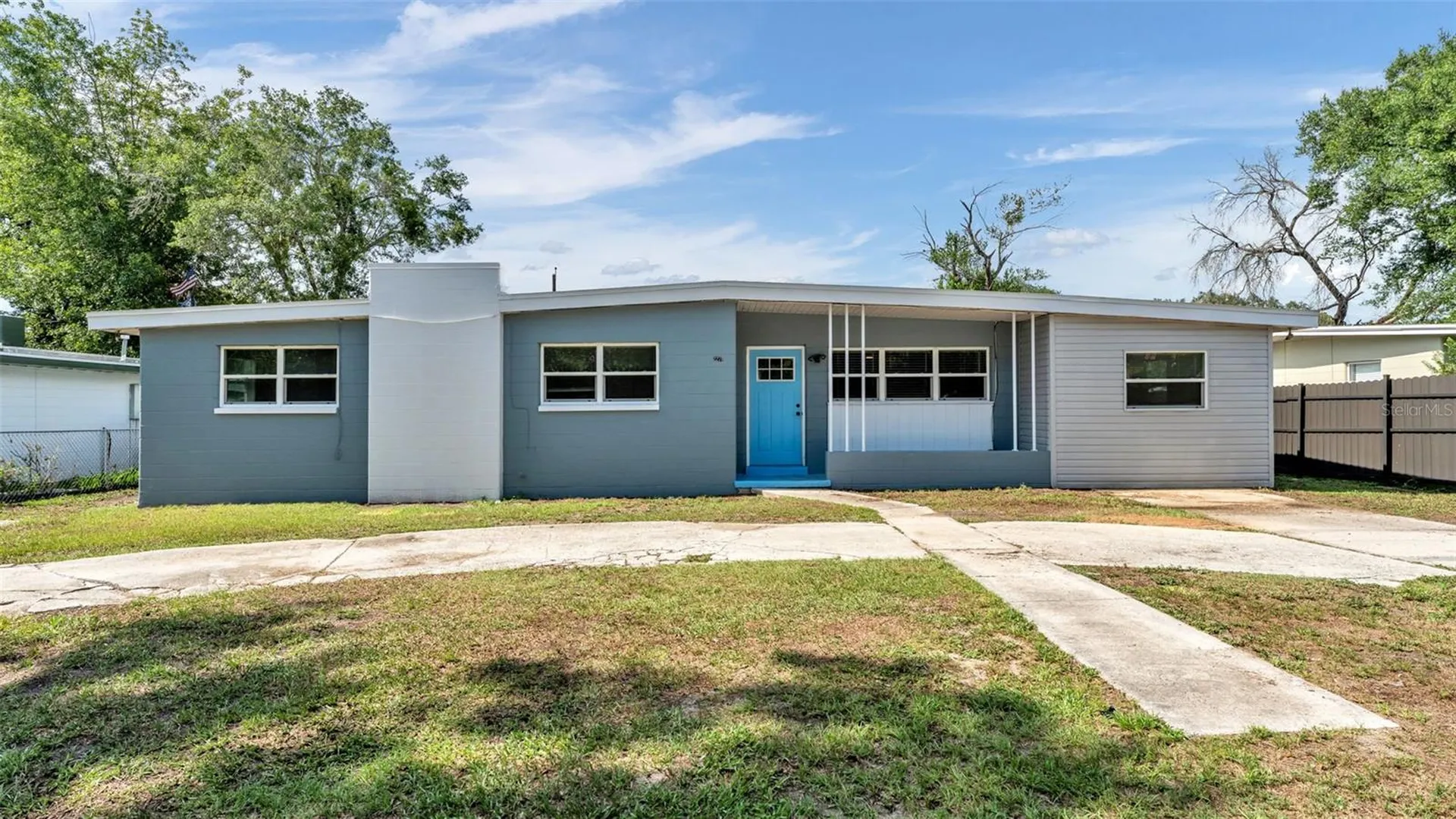 2270 S Crystal Lake Drive Lakeland FL 33801