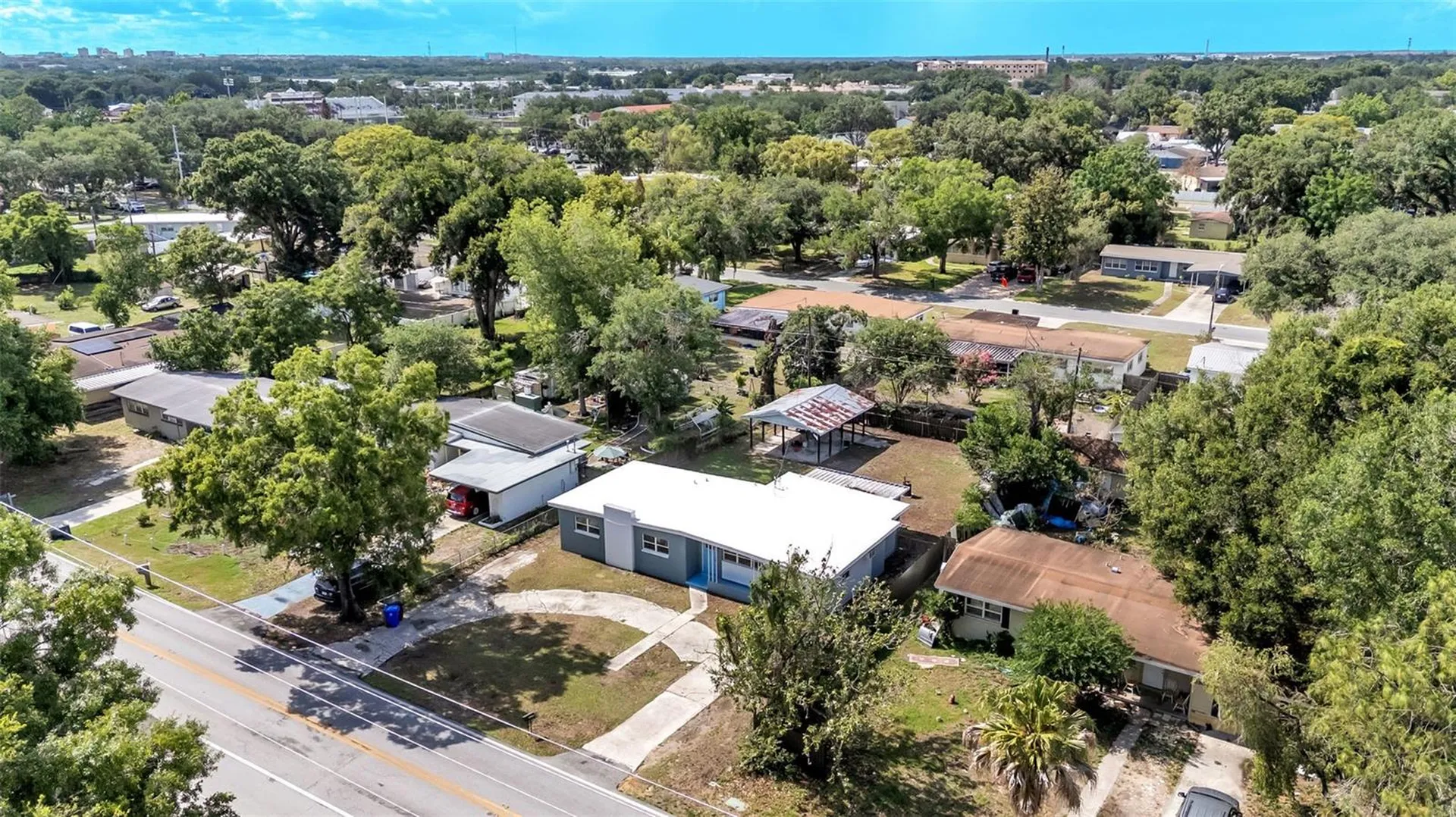 2270 S Crystal Lake Drive Lakeland FL 33801