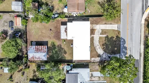 2270 S Crystal Lake Drive Lakeland FL 33801