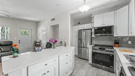 2270 S Crystal Lake Drive Lakeland FL 33801