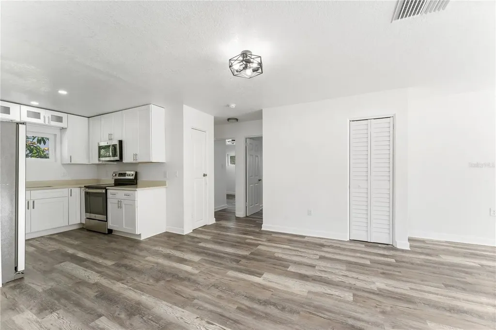 6221 Florida Circle E Apollo Beach FL 33572