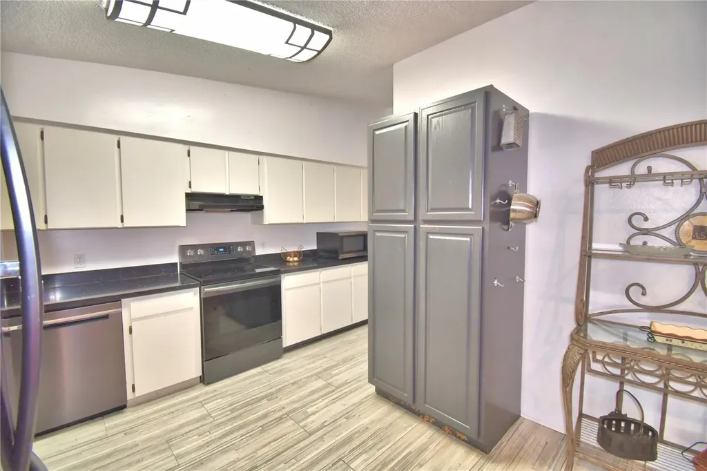 4853 Colonnades Circle E Lakeland FL 33811