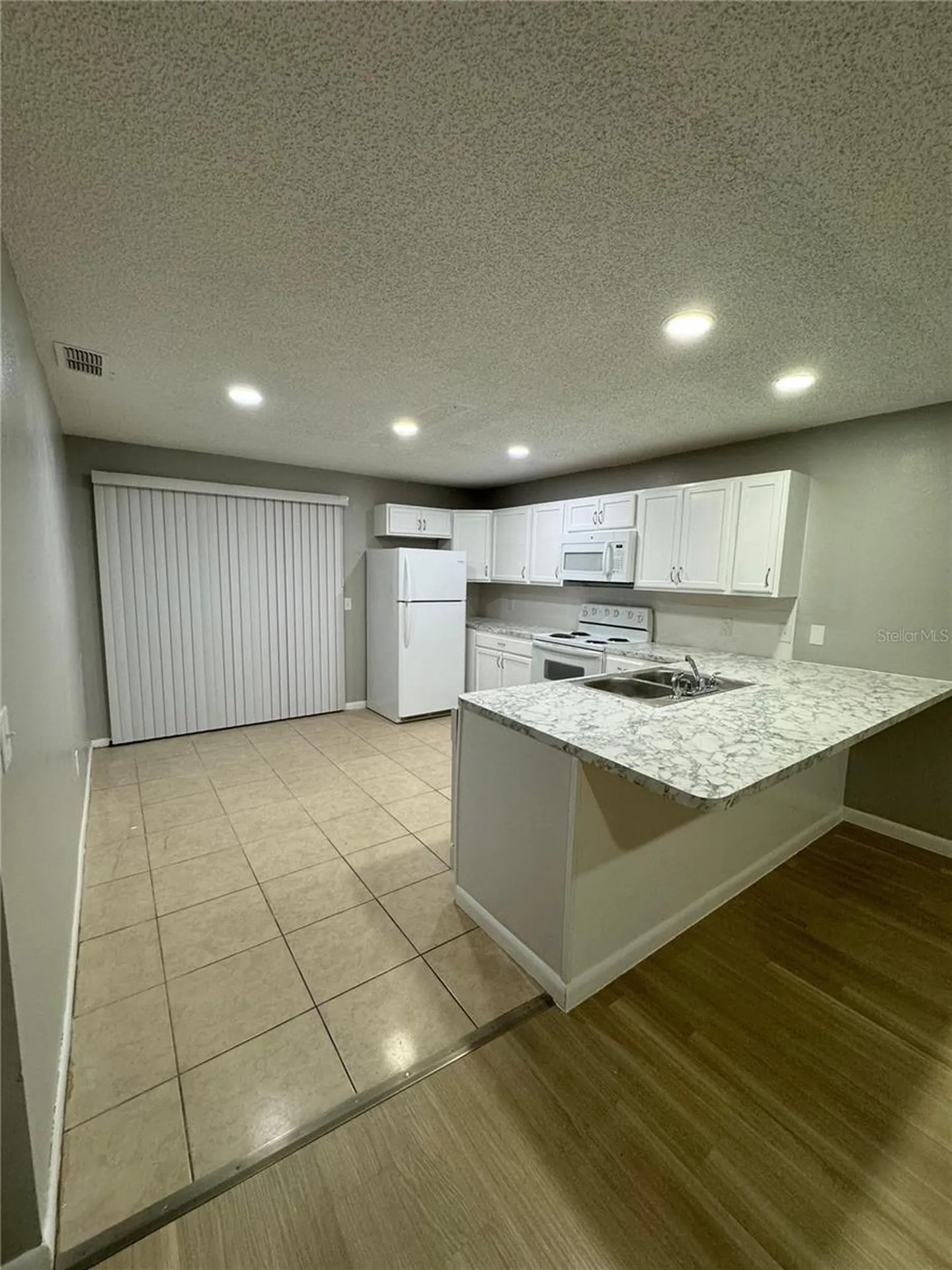 2526 Elm Avenue Lake Wales FL 33898