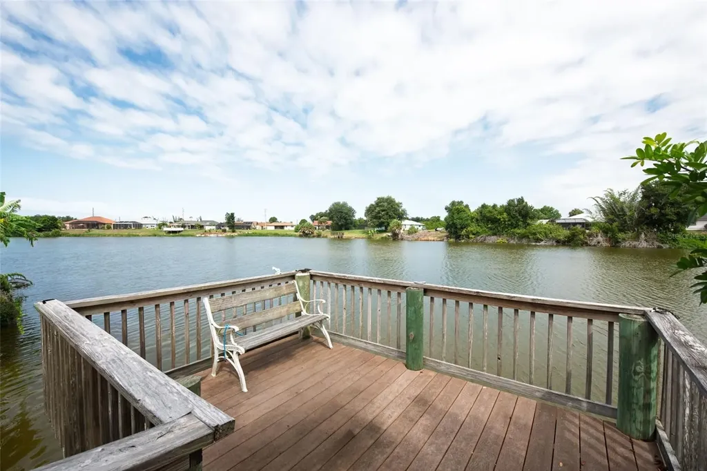 7411 Snow Drive Englewood FL 34224