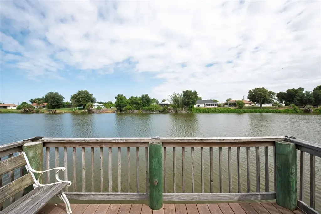 7411 Snow Drive Englewood FL 34224