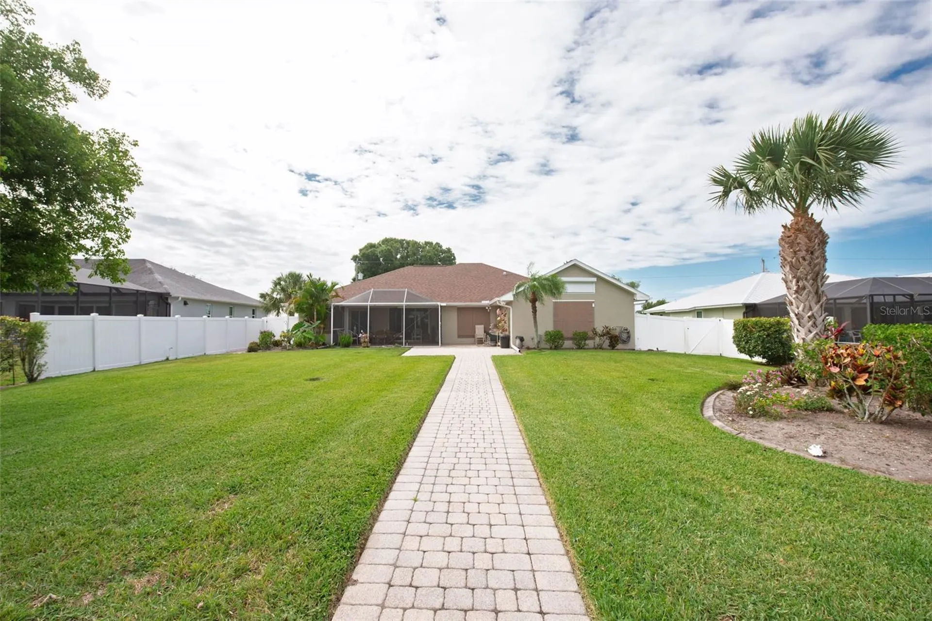 7411 Snow Drive Englewood FL 34224