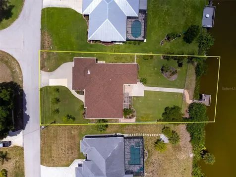 7411 Snow Drive Englewood FL 34224