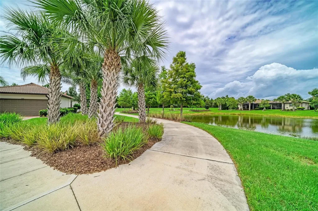 17002 Hampton Falls Terrace Bradenton FL 34202