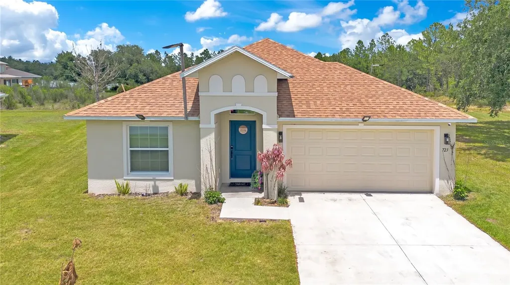 723 Robin Court Kissimmee FL 34759
