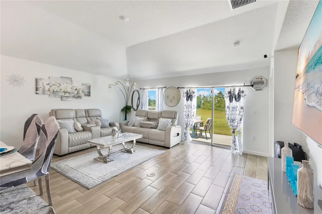 723 Robin Court Kissimmee FL 34759