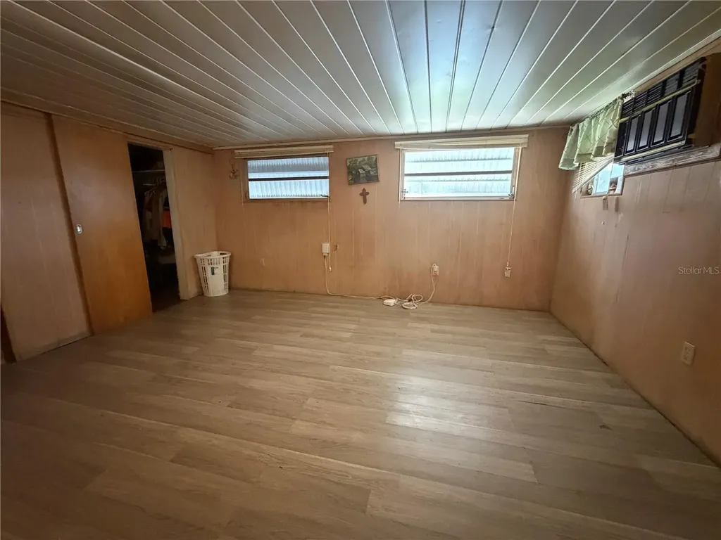 5066 Pebble Beach Avenue Sarasota FL 34234