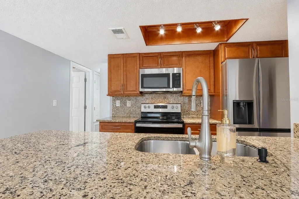 2739 N Poinciana Boulevard Kissimmee FL 34746
