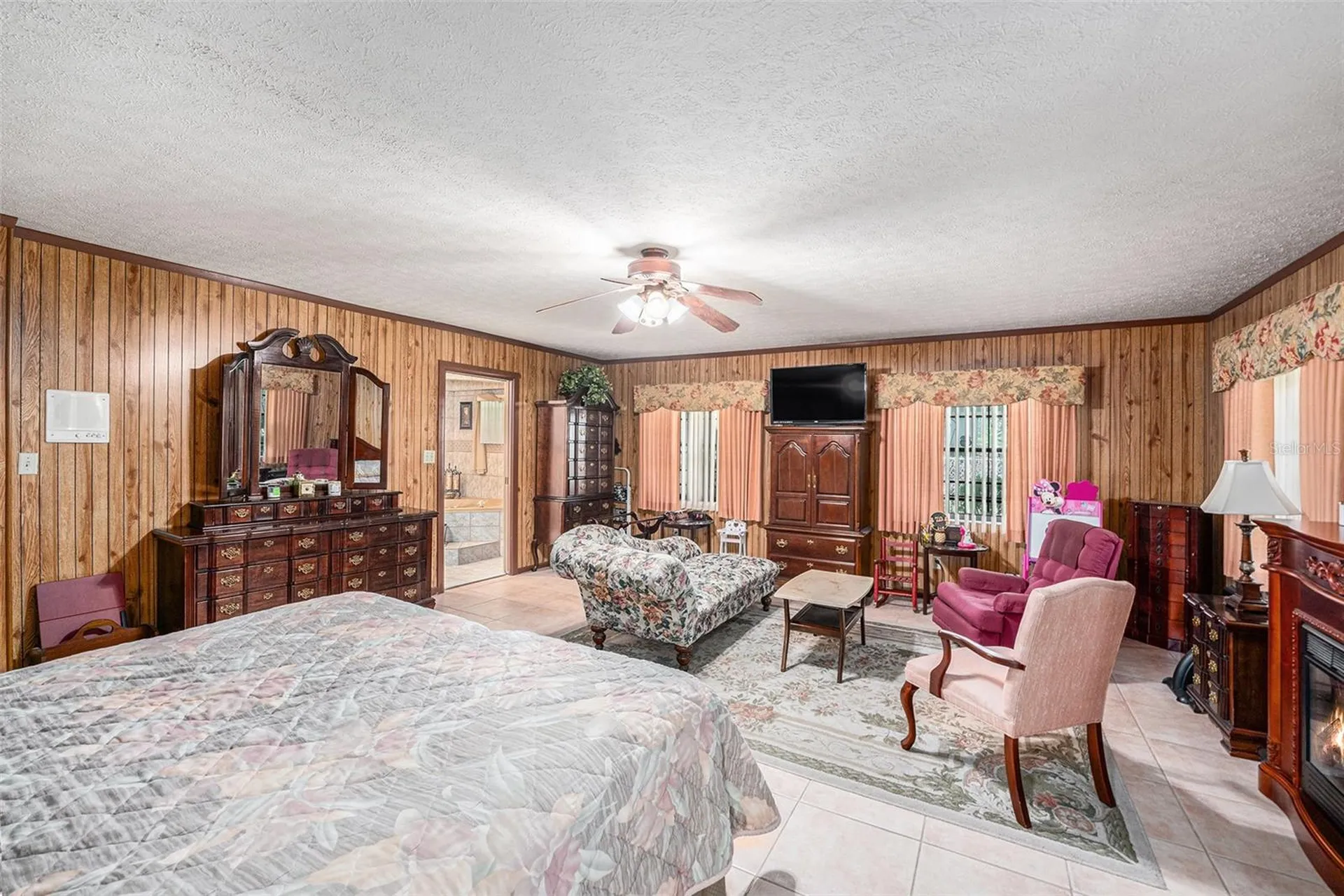 5105 N 45th Street Tampa FL 33610