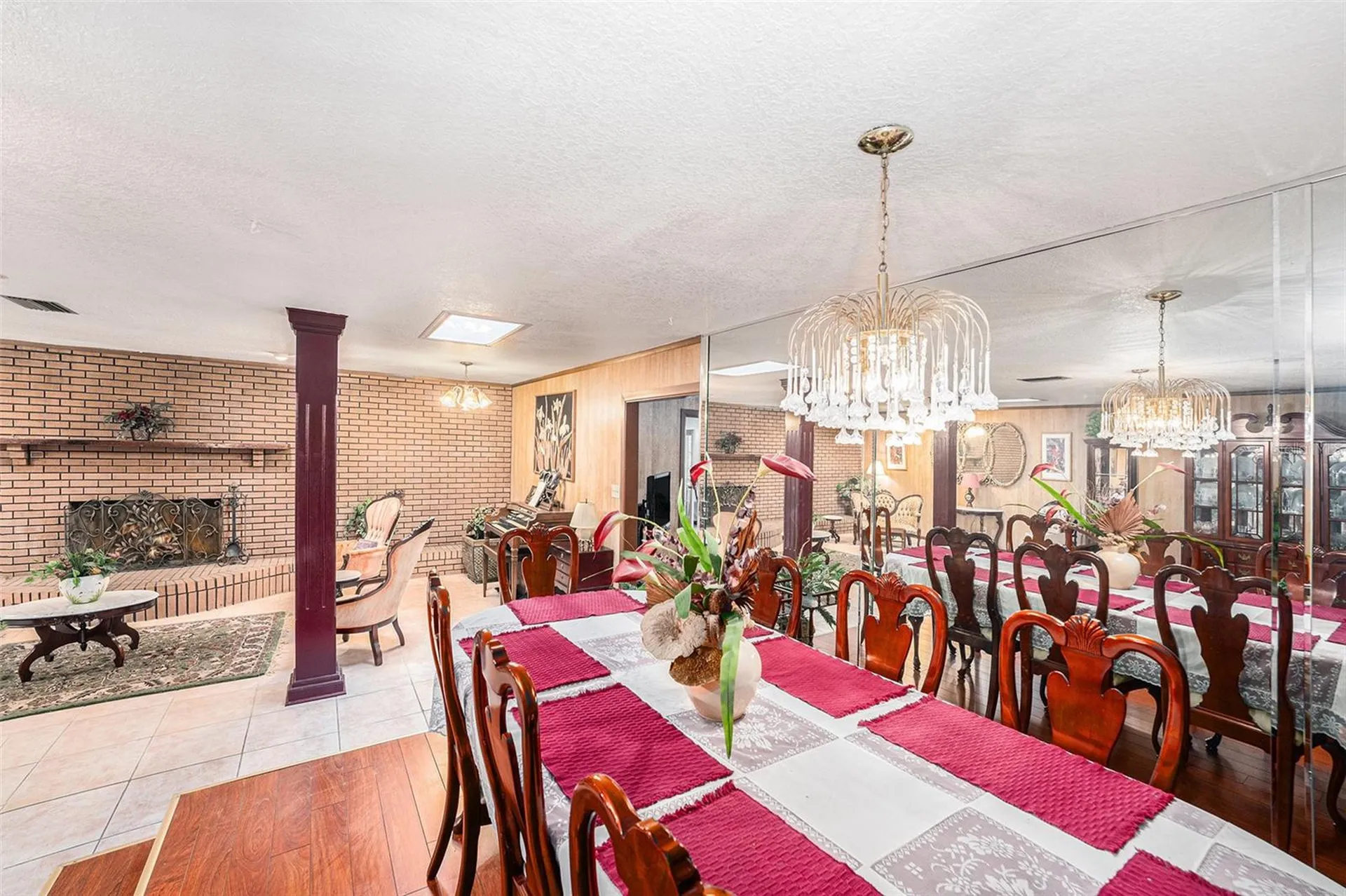 5105 N 45th Street Tampa FL 33610