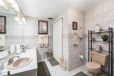 5105 N 45th Street Tampa FL 33610
