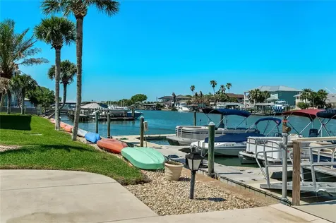 315 N Causeway New Smyrna Beach FL 32169