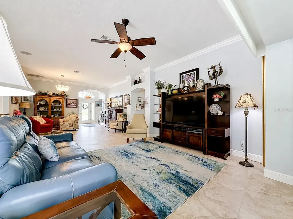 2547 Dividing Creek Path The Villages FL 32162