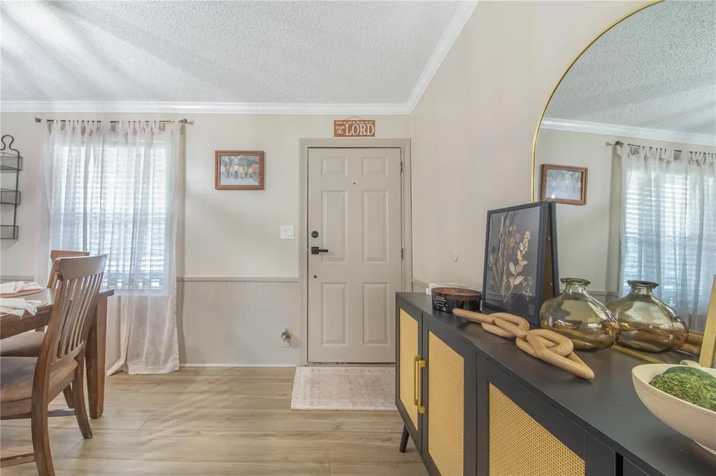 2236 1/2 Ellie Road Auburndale FL 33823