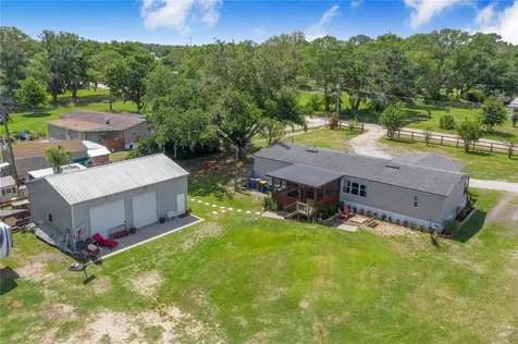 2236 1/2 Ellie Road Auburndale FL 33823