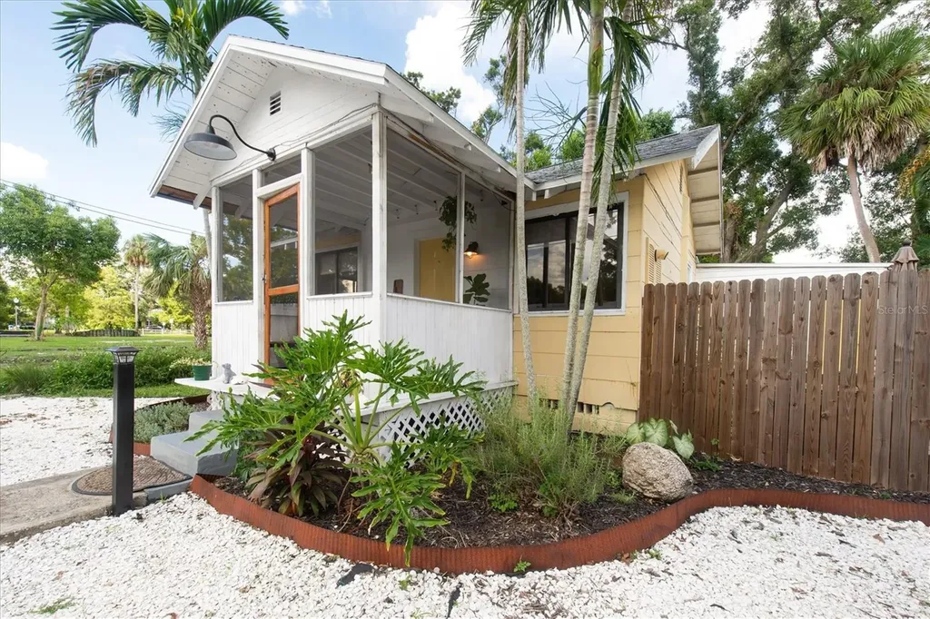 1840 51st Street S Gulfport FL 33707