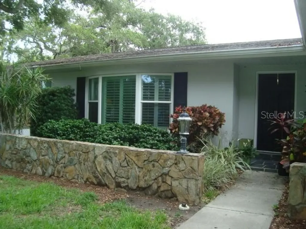 1 Eastwood Lane Belleair FL 33756
