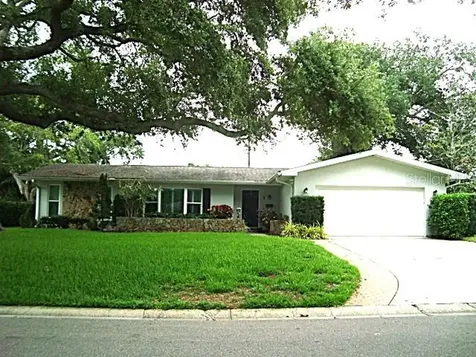 1 Eastwood Lane Belleair FL 33756