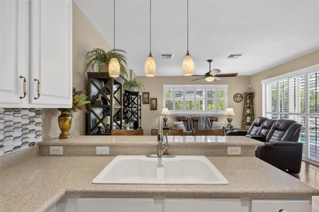 18116 Kara Court Tampa FL 33647
