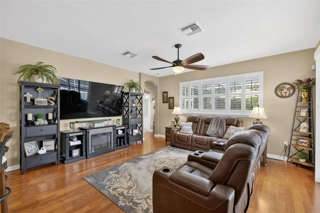 18116 Kara Court Tampa FL 33647