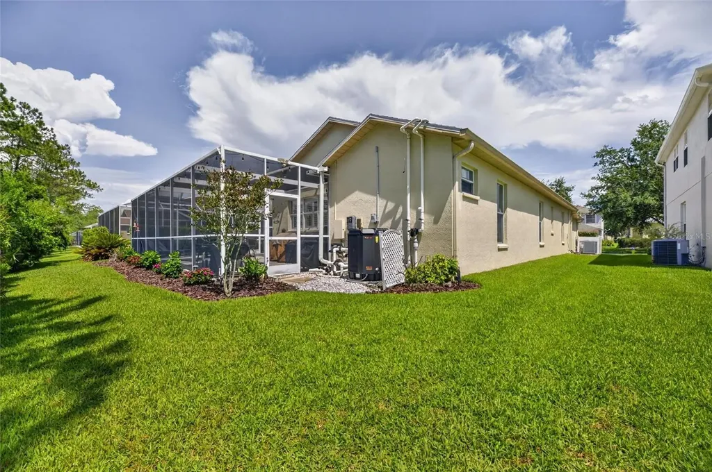 18116 Kara Court Tampa FL 33647