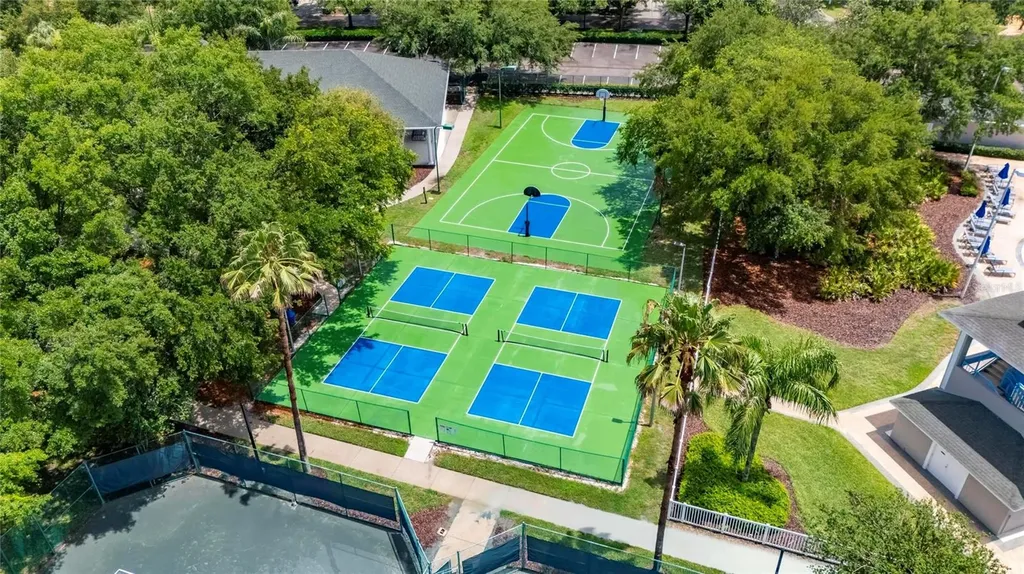 18116 Kara Court Tampa FL 33647