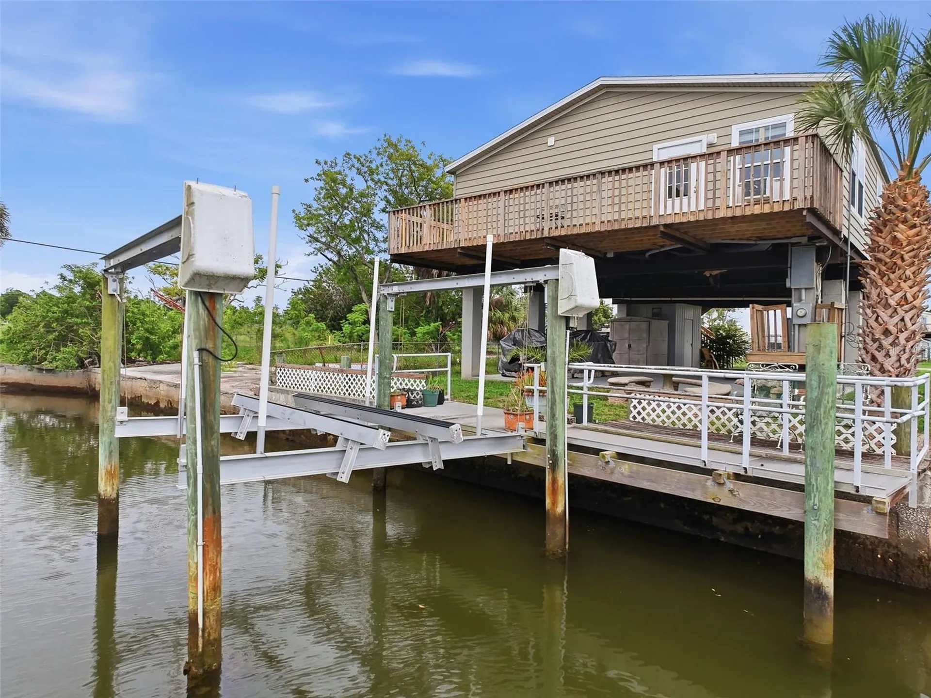 6839 Curlew Lane Hudson FL 34667