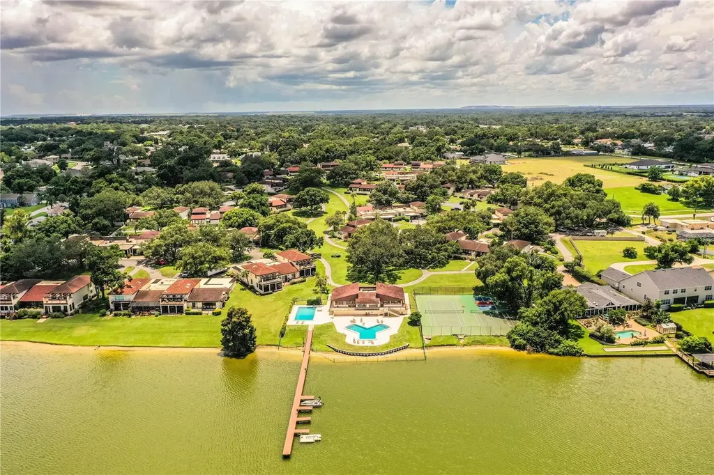 11 Loma Verde Lakeland FL 33813