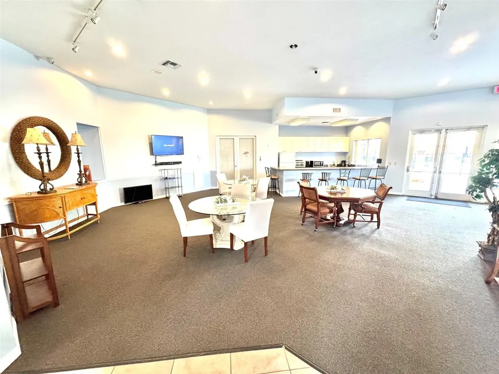 10764 70th Avenue Seminole FL 33772