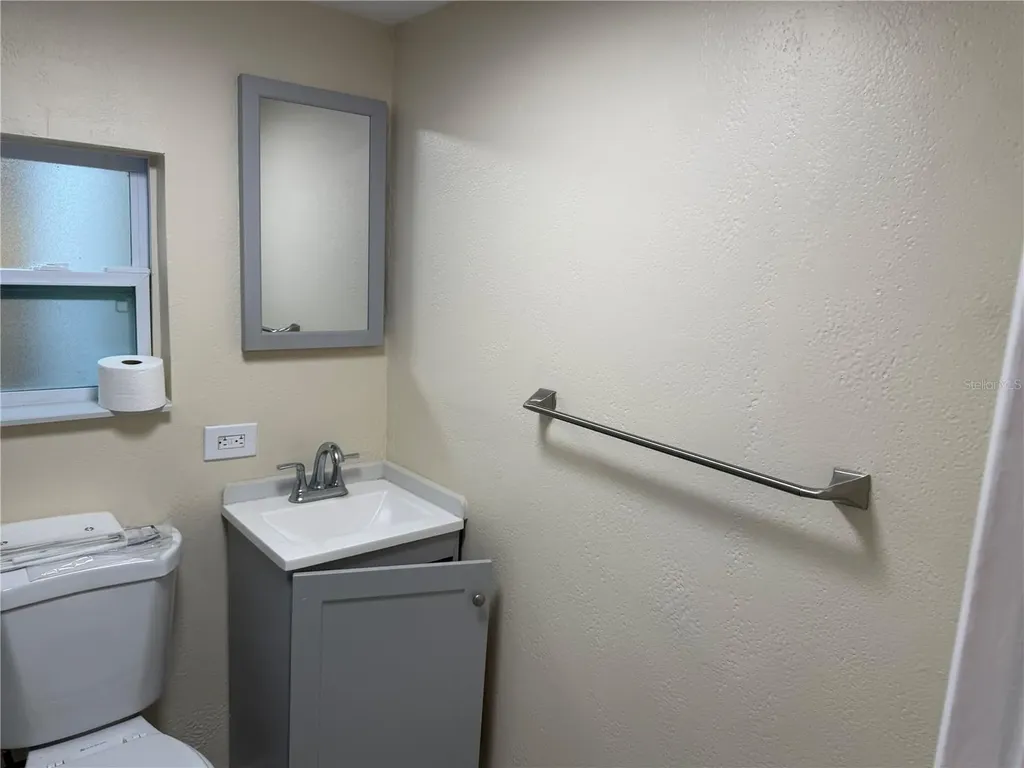 613 1st Avenue NE Largo FL 33770