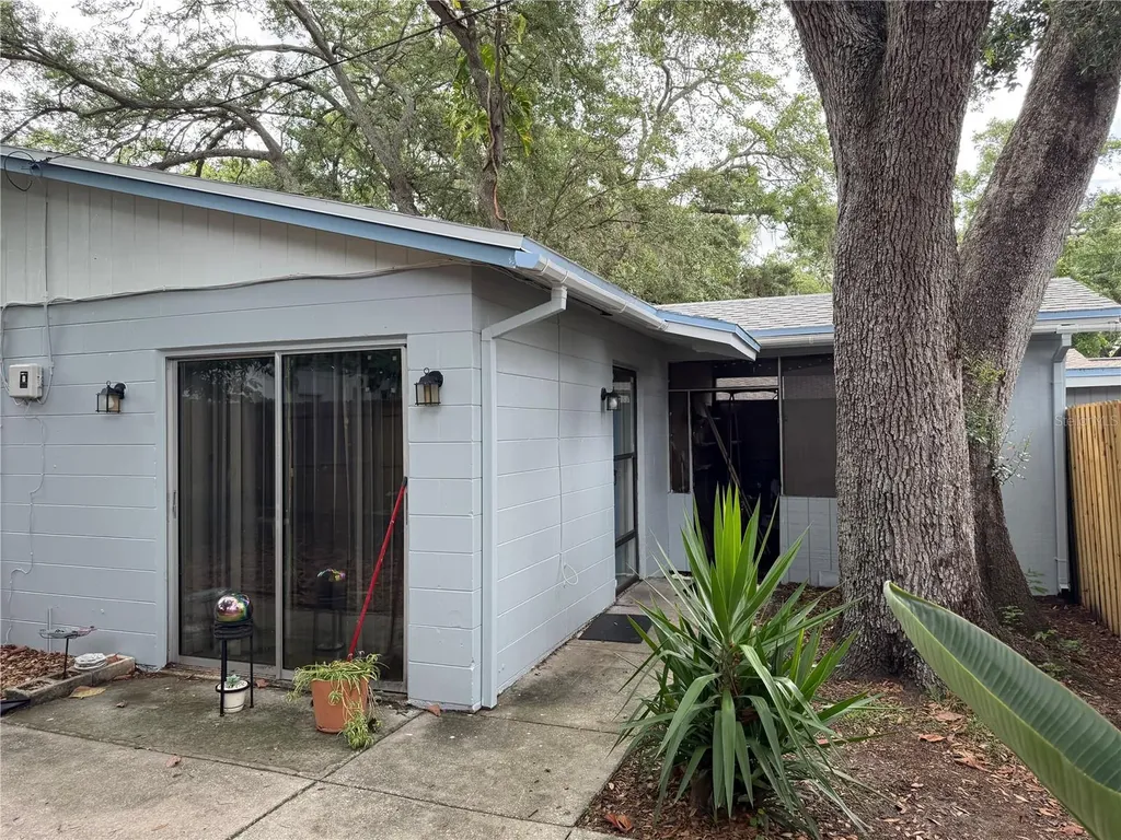 613 1st Avenue NE Largo FL 33770